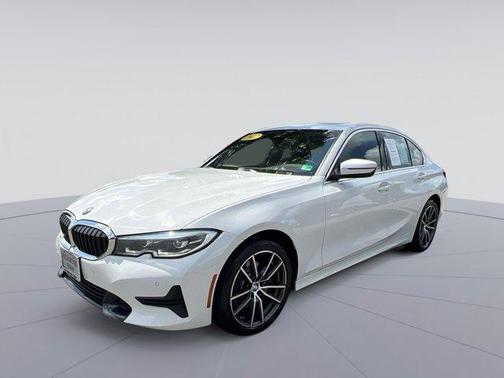 2022 BMW 330 i xDrive
