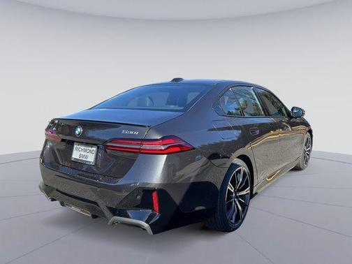 2026 BMW 530 i xDrive