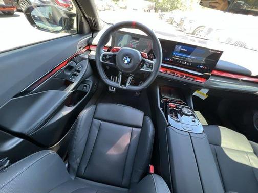 2025 BMW M5 Base