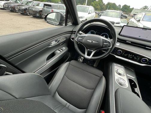 Vik Black 2023 Genesis GV70 2.5T