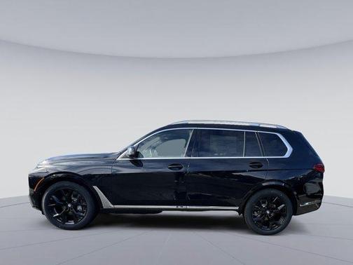 Black Sapphire Metallic 2026 BMW X7 xDrive40i