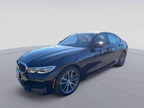 Black Sapphire Metallic 2022 BMW 330 i xDrive