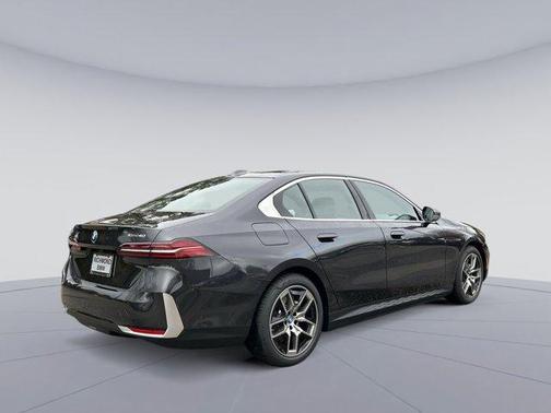 2025 BMW i5 xDrive40