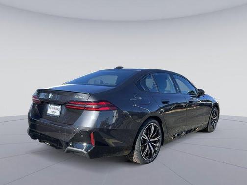 2026 BMW 530 i xDrive