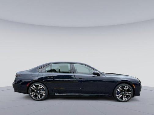 2025 BMW i7 eDrive50