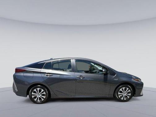2022 Toyota Prius Prime LE
