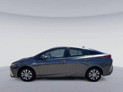 2022 Toyota Prius Prime LE