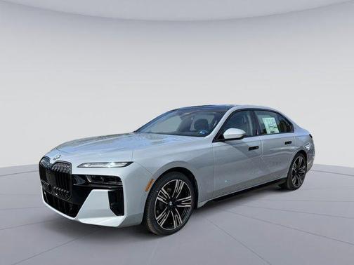Gray Metallic 2026 BMW 760 760i xDrive