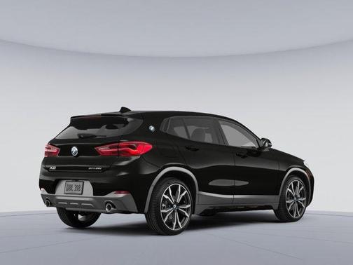Black Sapphire Metallic 2018 BMW X2 xDrive28i