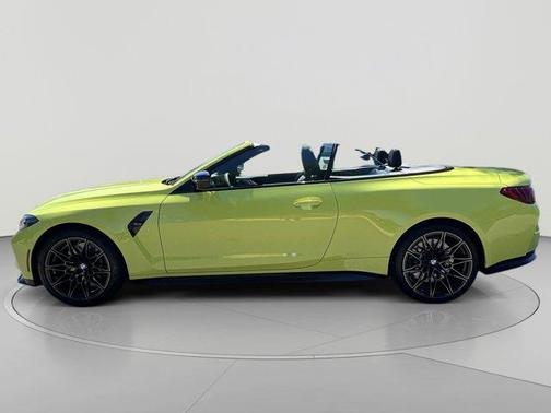 Sao Paulo Yellow 2027 BMW M4 Competition xDrive