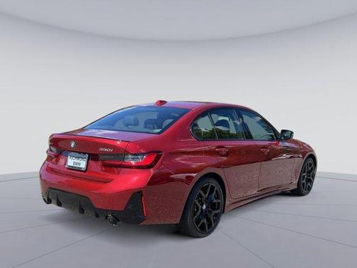 2025 BMW 330 i xDrive