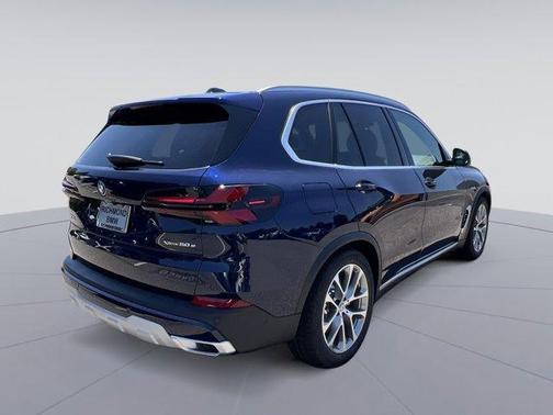 Tanzanite Blue II Metallic 2026 BMW X5 PHEV xDrive50e