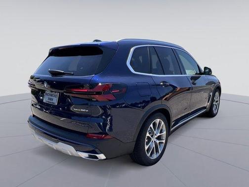 Tanzanite Blue II Metallic 2026 BMW X5 PHEV xDrive50e