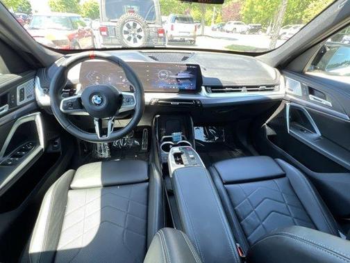 Alpine White 2024 BMW X1 M35i