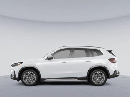 Alpine White 2024 BMW X1 M35i