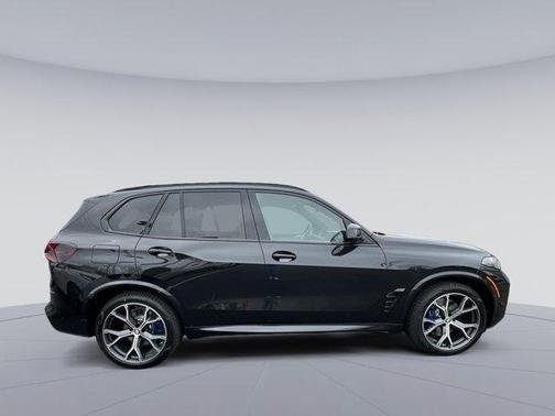 Black Sapphire Metallic 2026 BMW X5 PHEV xDrive50e