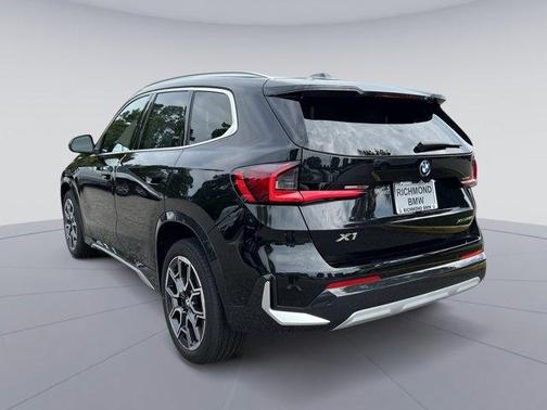 Black Sapphire Metallic 2026 BMW X1 xDrive28i