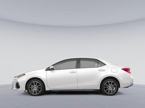 Super White 2017 Toyota Corolla L