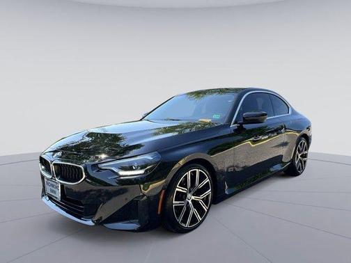 2022 BMW 230 i