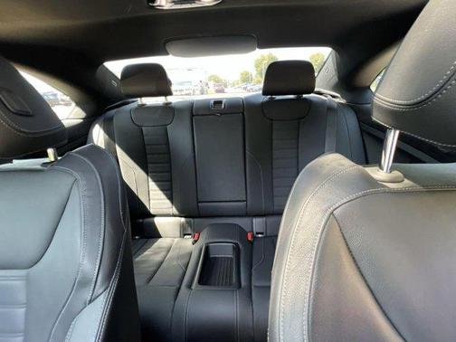2022 BMW 230 i