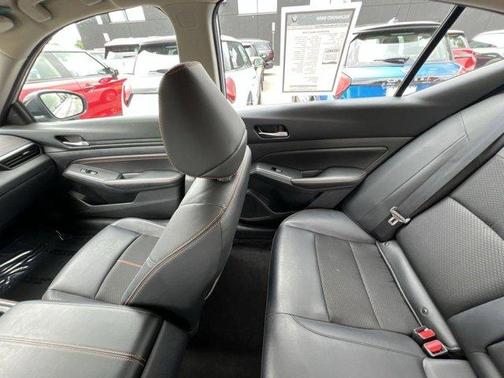 2022 Nissan Altima 2.5 SR