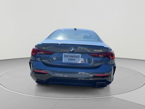 Arctic Race Blue Metallic 2027 BMW M440 i xDrive