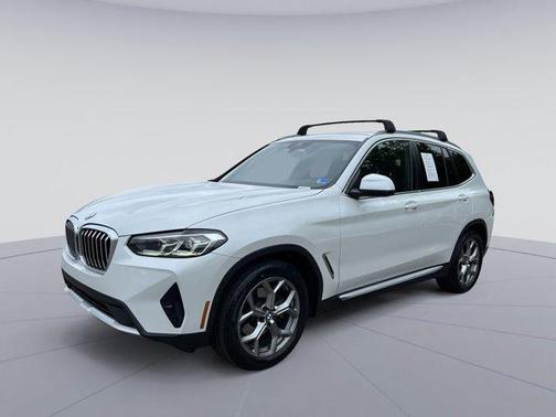 Mineral White Metallic 2023 BMW X3 sDrive30i