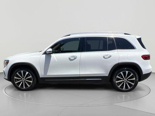 Polar White 2023 Mercedes-Benz GLB 250 Base 4MATIC