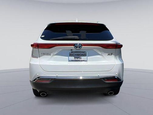 Pearl 2024 Toyota Venza LE