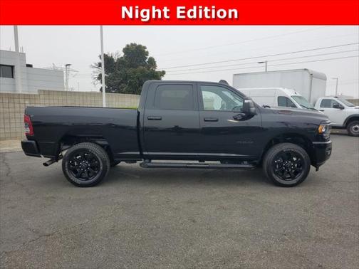 2024 RAM 2500 Big Horn Crew Cab 4x4 64' Box