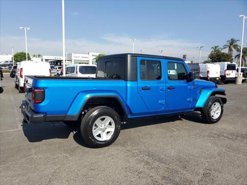 2022 Jeep Gladiator Sport S 4x4