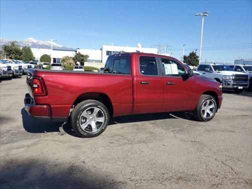 2025 RAM 1500 Tradesman Quad Cab 4x2 64' Box
