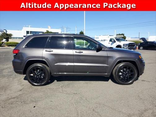 2021 Jeep Grand Cherokee Laredo X 4x2