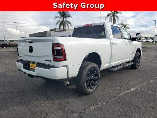 2024 RAM 2500 Big Horn Crew Cab 4x4 64' Box