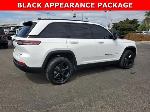 2023 Jeep Grand Cherokee Limited 4x2