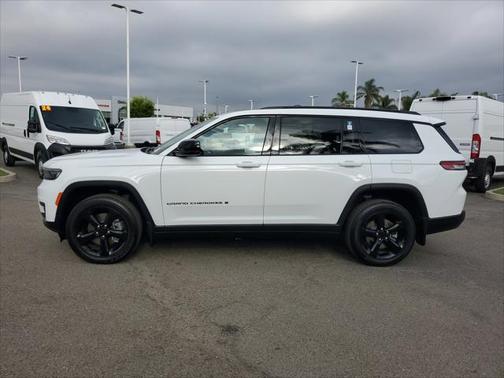 2025 Jeep Grand Cherokee L Altitude X 4x2