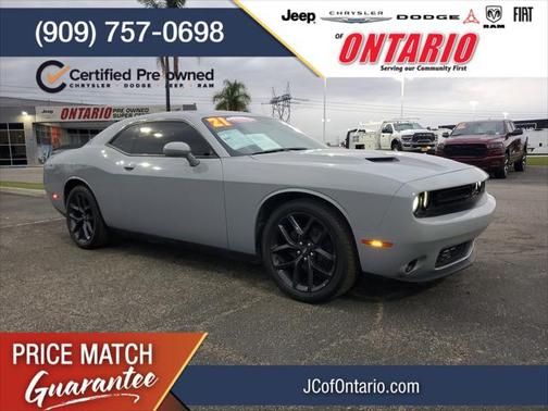 2021 Dodge Challenger SXT