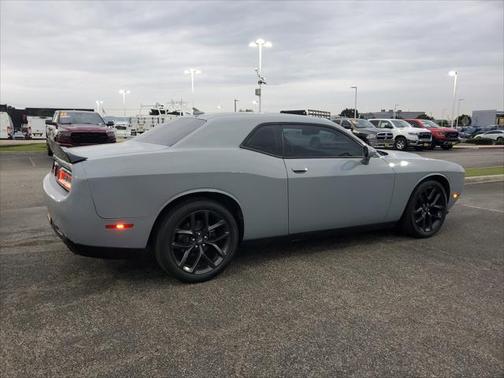 2021 Dodge Challenger SXT