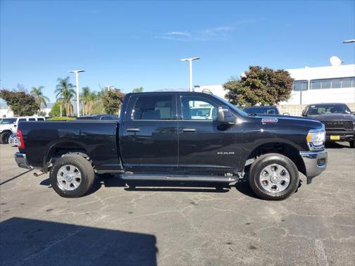 2024 RAM 2500 Big Horn Crew Cab 4x4 64' Box