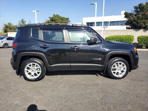 2022 Jeep Renegade Latitude 4x4