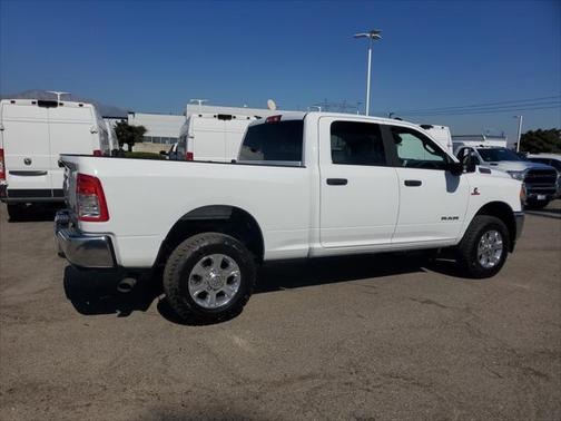 2023 RAM 2500 Big Horn Crew Cab 4x4 64' Box