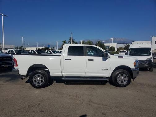 2024 RAM 2500 Big Horn Crew Cab 4x4 64' Box