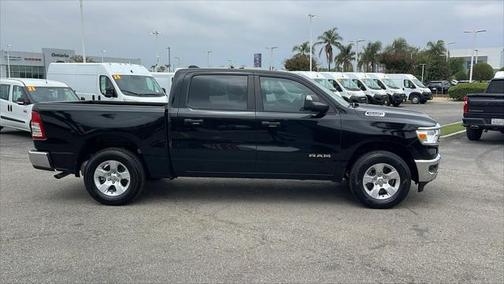 2024 RAM 1500 Big Horn Crew Cab 4x4 57' Box