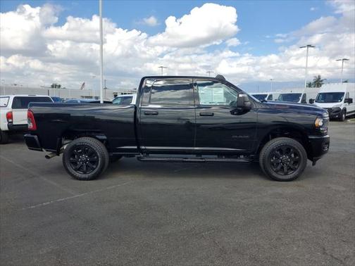 2024 RAM 2500 Big Horn Crew Cab 4x4 64' Box