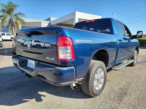2024 RAM 2500 Big Horn Crew Cab 4x4 64' Box