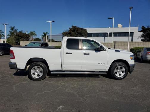 2023 RAM 1500 Big Horn Quad Cab 4x4 64' Box