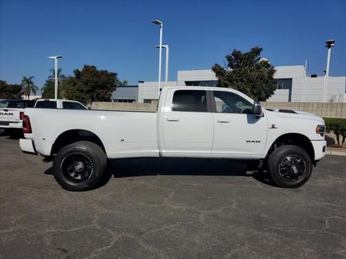 2024 RAM 3500 Laramie Crew Cab 4x4 8 Box