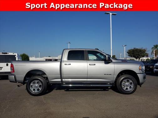 2024 RAM 2500 Big Horn Crew Cab 4x4 64' Box