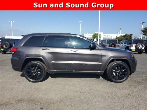 2021 Jeep Grand Cherokee Laredo X 4x4