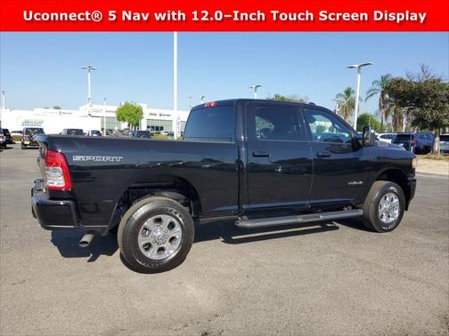 2024 RAM 2500 Big Horn Crew Cab 4x4 64' Box